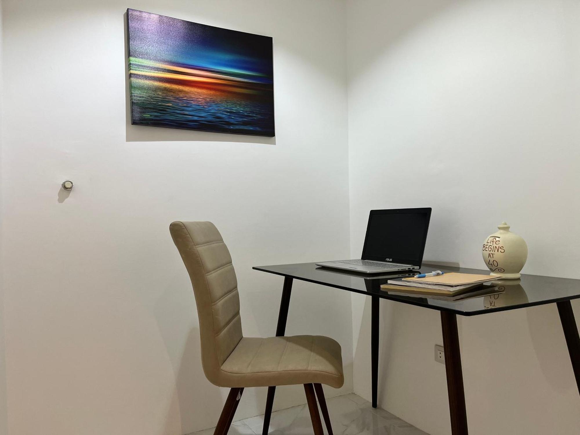 88Th Avenue Aparthotel Cebu Cameră foto